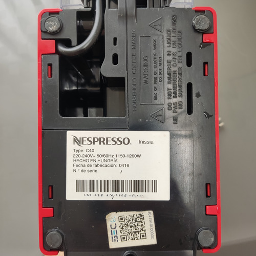 Cafetera Nespresso Inissia Color Rojo C40 - Imagen 6